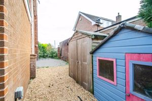 Photo 31- click for photo gallery